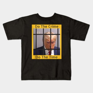 Trump 2024 Mugshot President Legend Kids T-Shirt